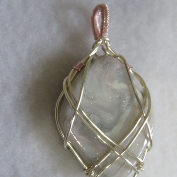 Pink & Silver Wire Wrapped Silver Pale Pink Pendan - Picture 2 of 5